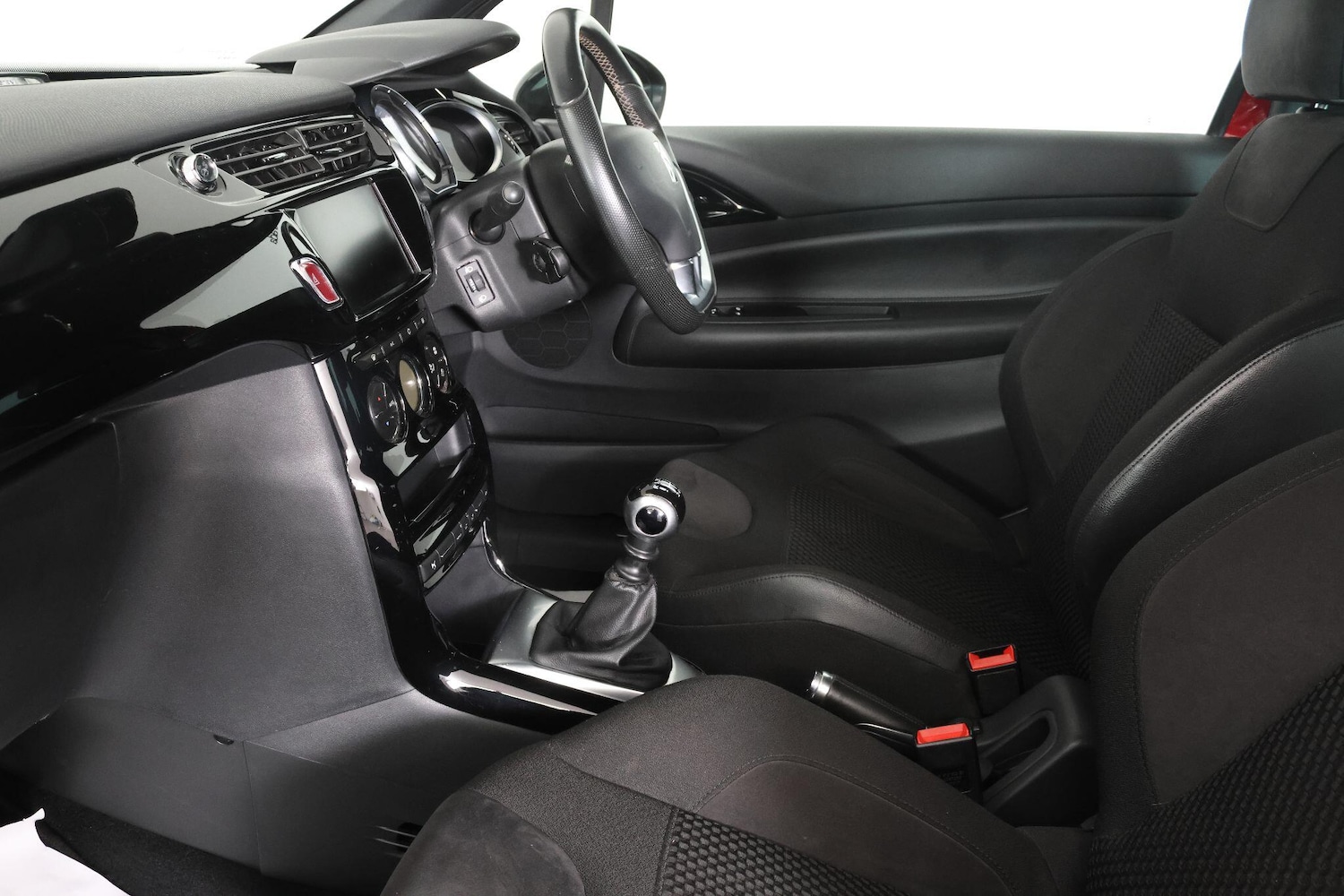 Used DS Automobiles DS 3 2018 for sale - 77253804: Photo 46