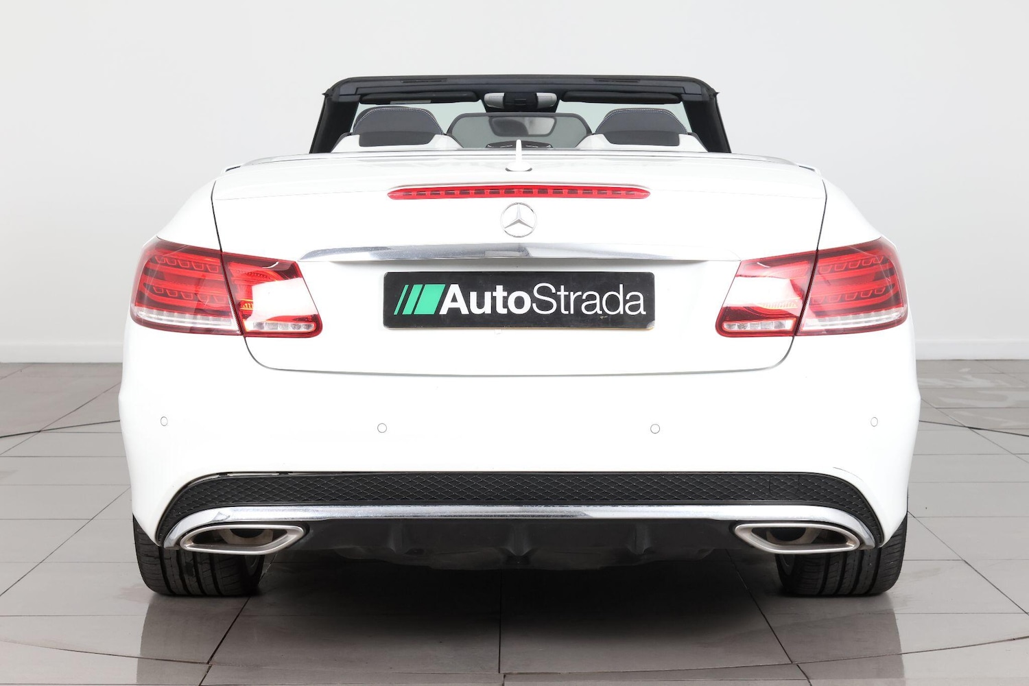 Used Mercedes-Benz E Class for sale - 76990997: Photo 11