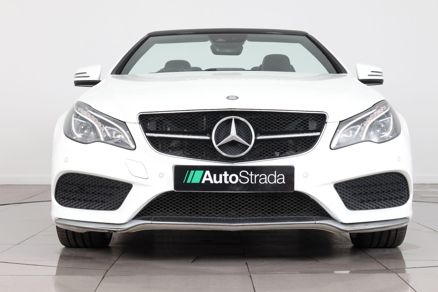 Used Mercedes-Benz E Class for sale - 76990997: Photo 16