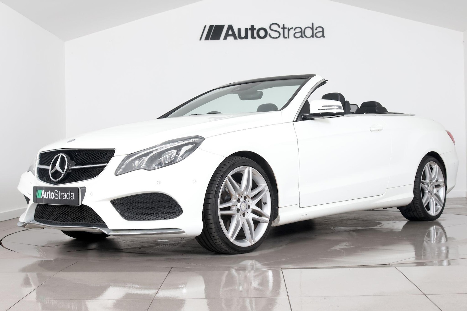 Used Mercedes-Benz E Class for sale - 76990997: Photo 17
