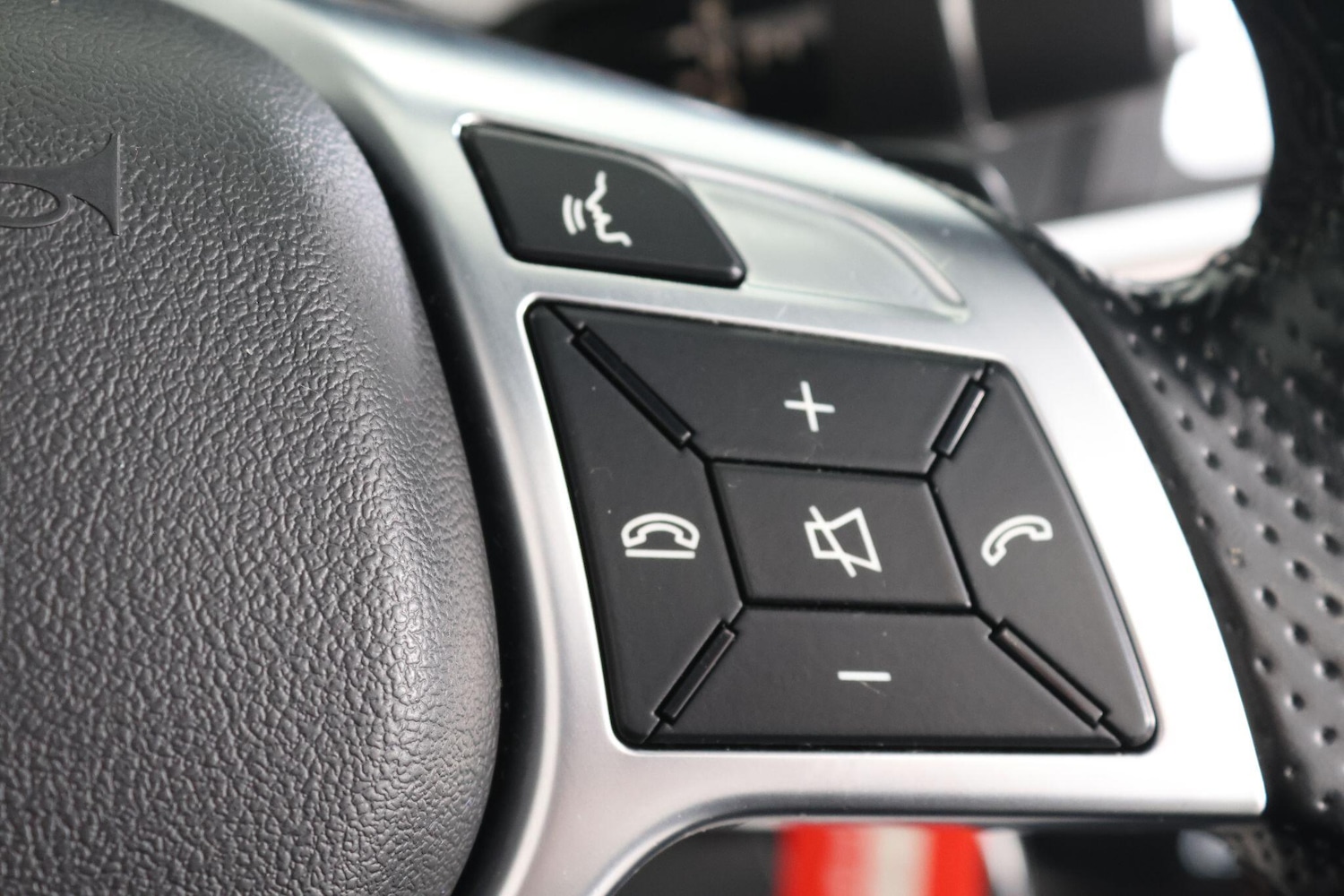 Used Mercedes-Benz E Class for sale - 76990997: Photo 37