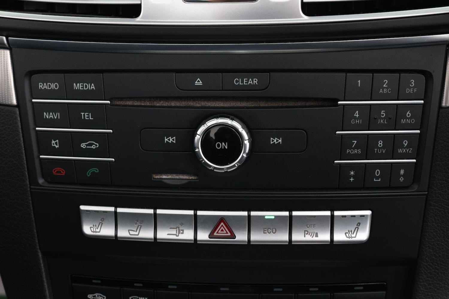 Used Mercedes-Benz E Class for sale - 76990997: Photo 50