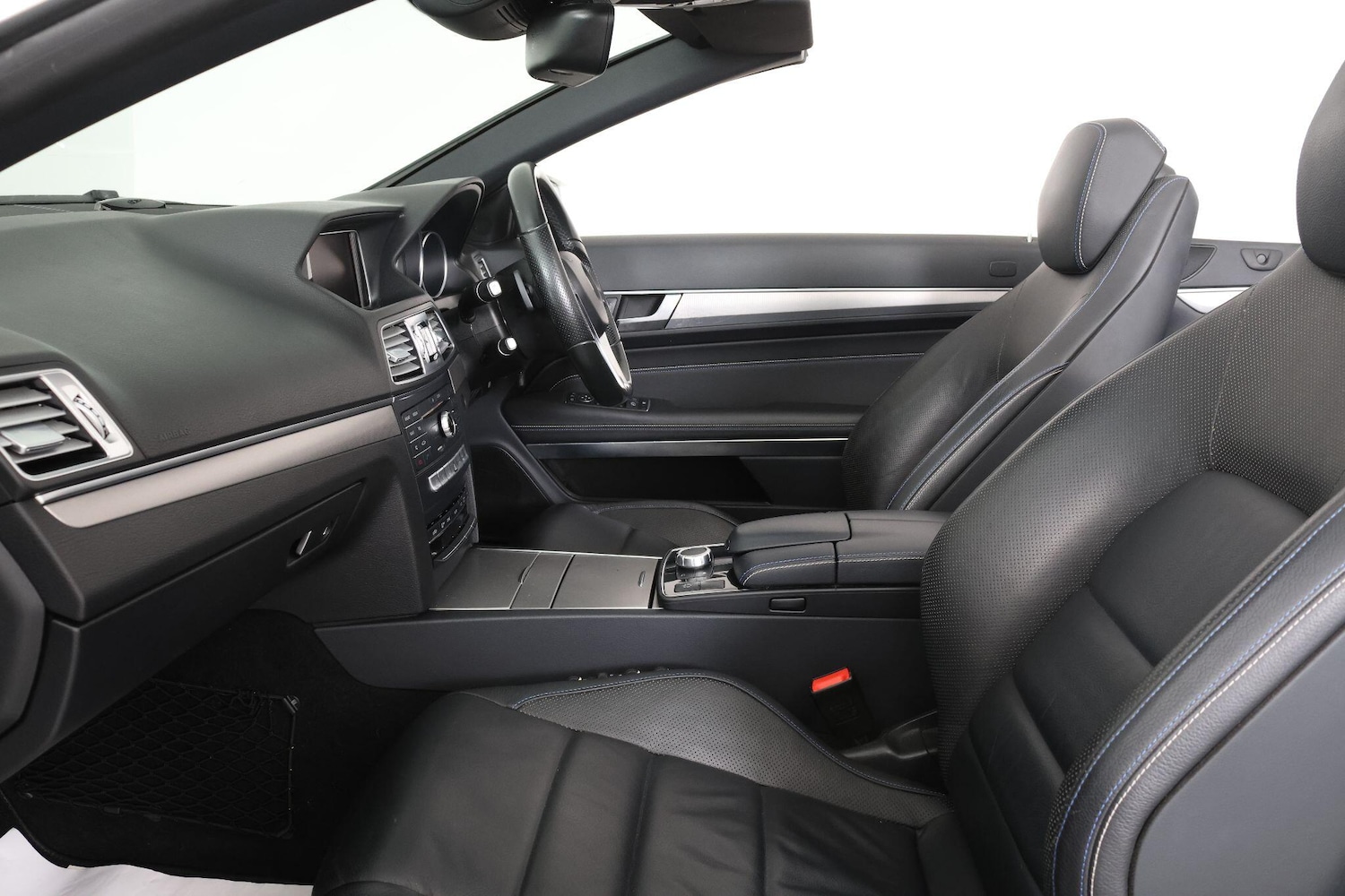 Used Mercedes-Benz E Class for sale - 76990997: Photo 59