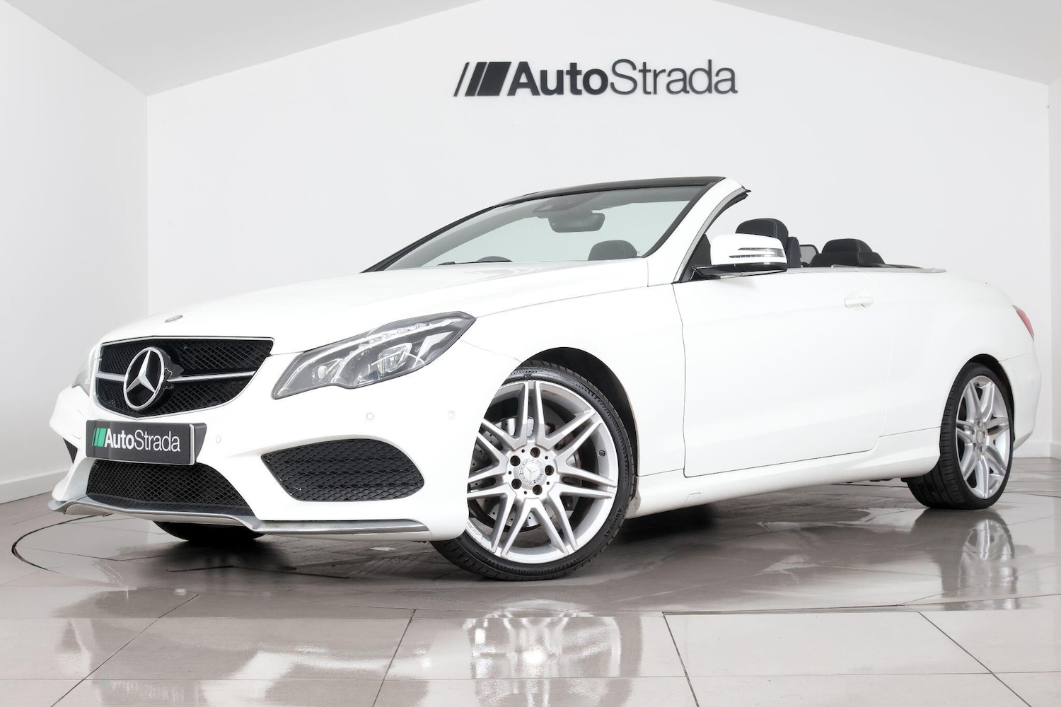 Used Mercedes-Benz E Class for sale - 76990997: Photo 6