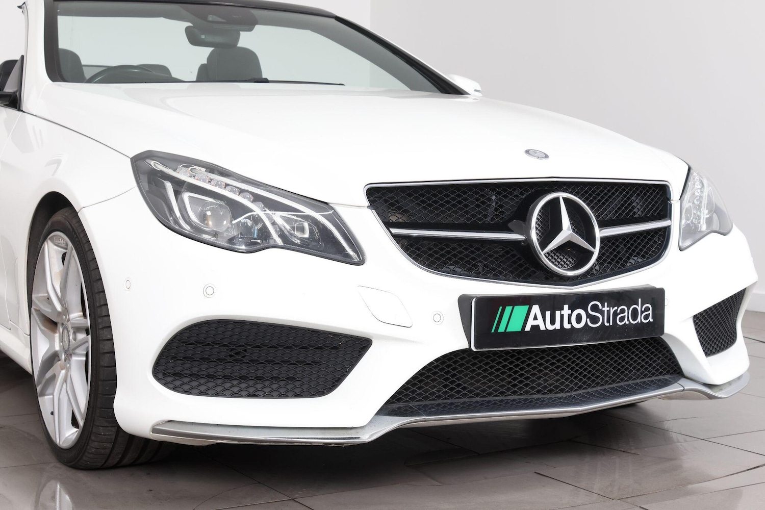 Used Mercedes-Benz E Class for sale - 76990997: Photo 66