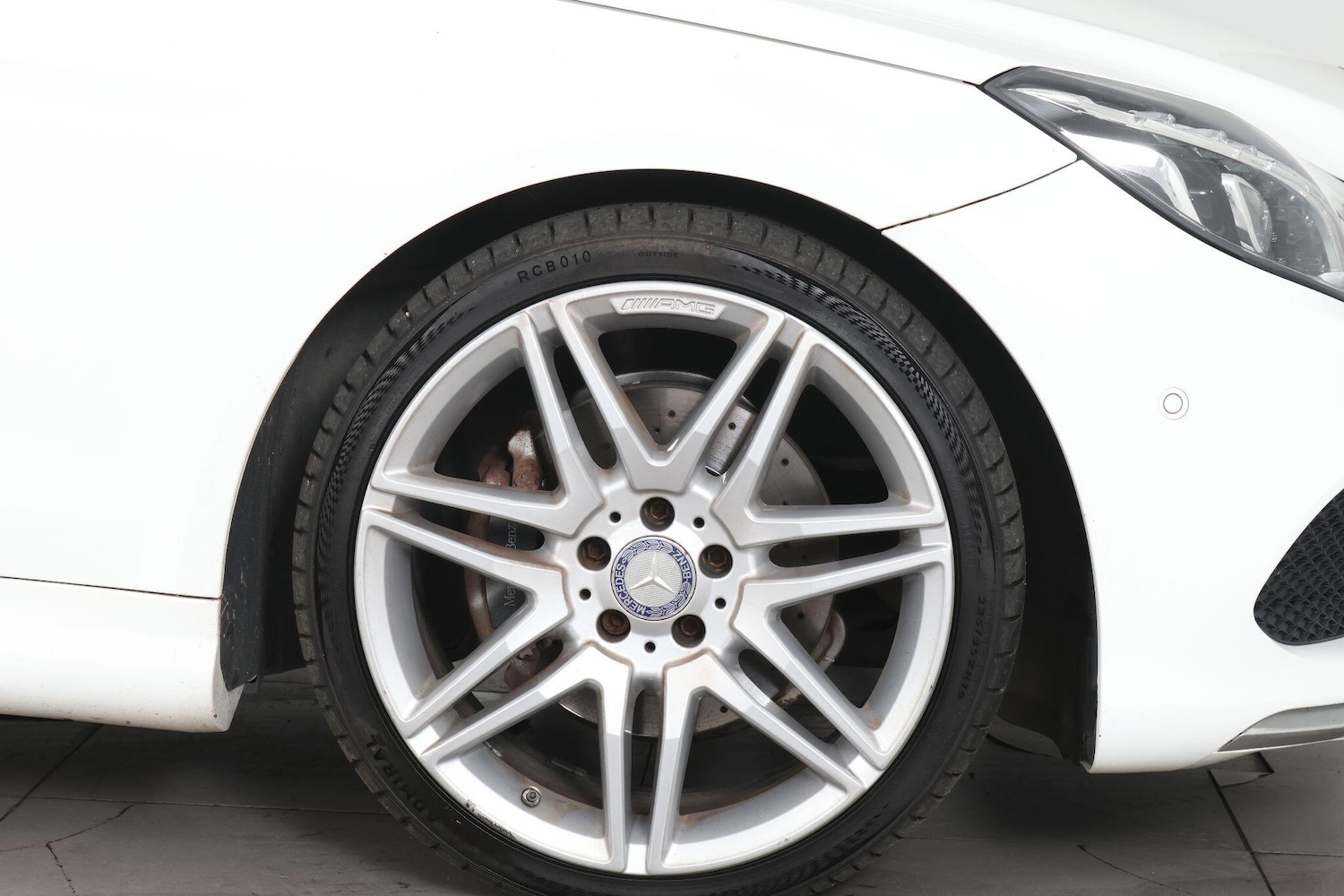 Used Mercedes-Benz E Class for sale - 76990997: Photo 75