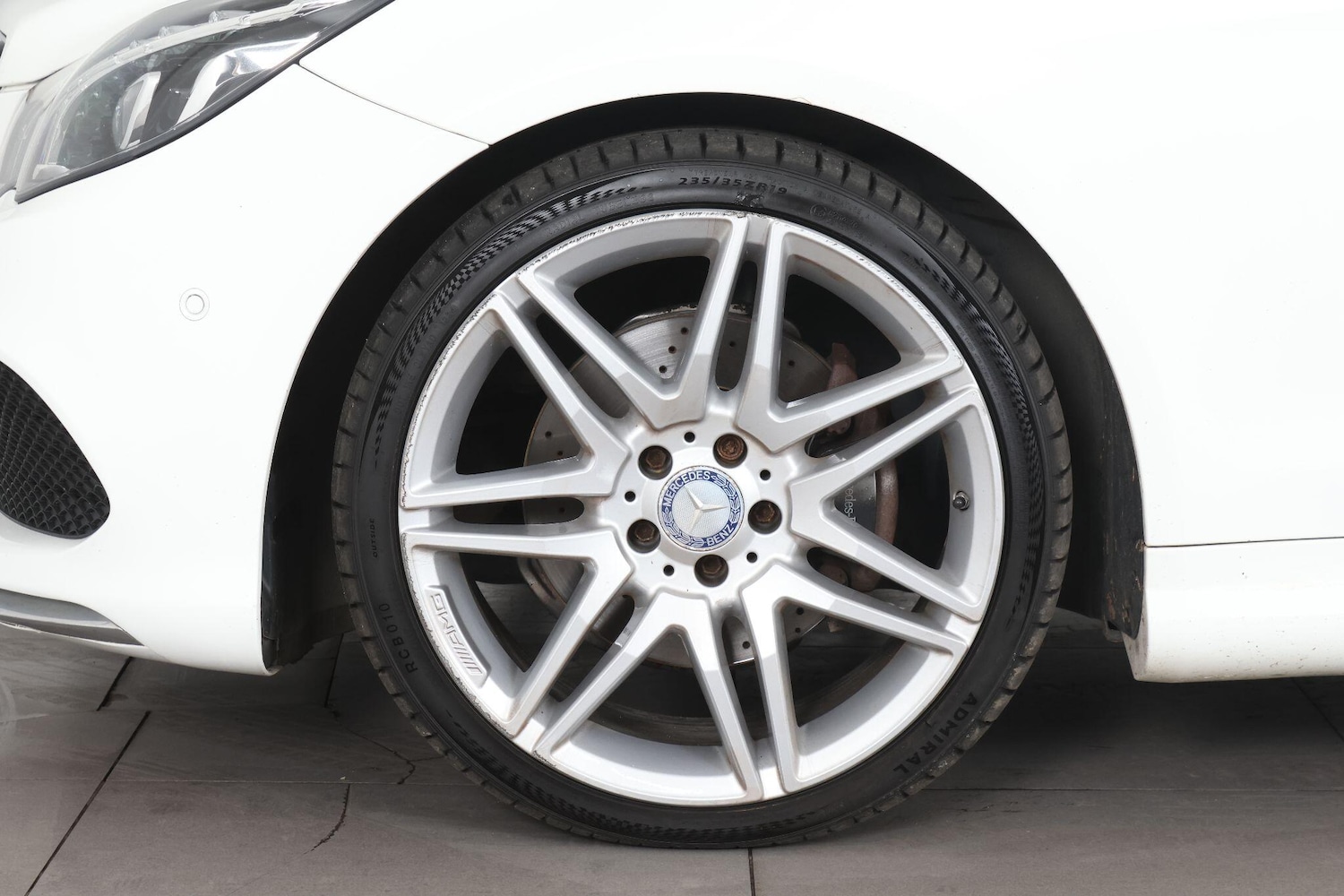 Used Mercedes-Benz E Class for sale - 76990997: Photo 76