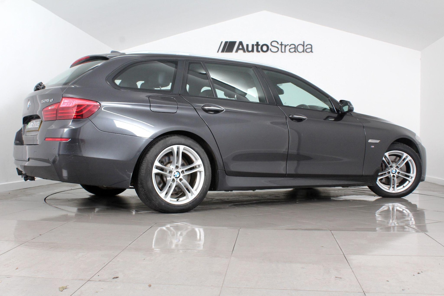 Used BMW 5 Series for sale - 76994365: Photo 14