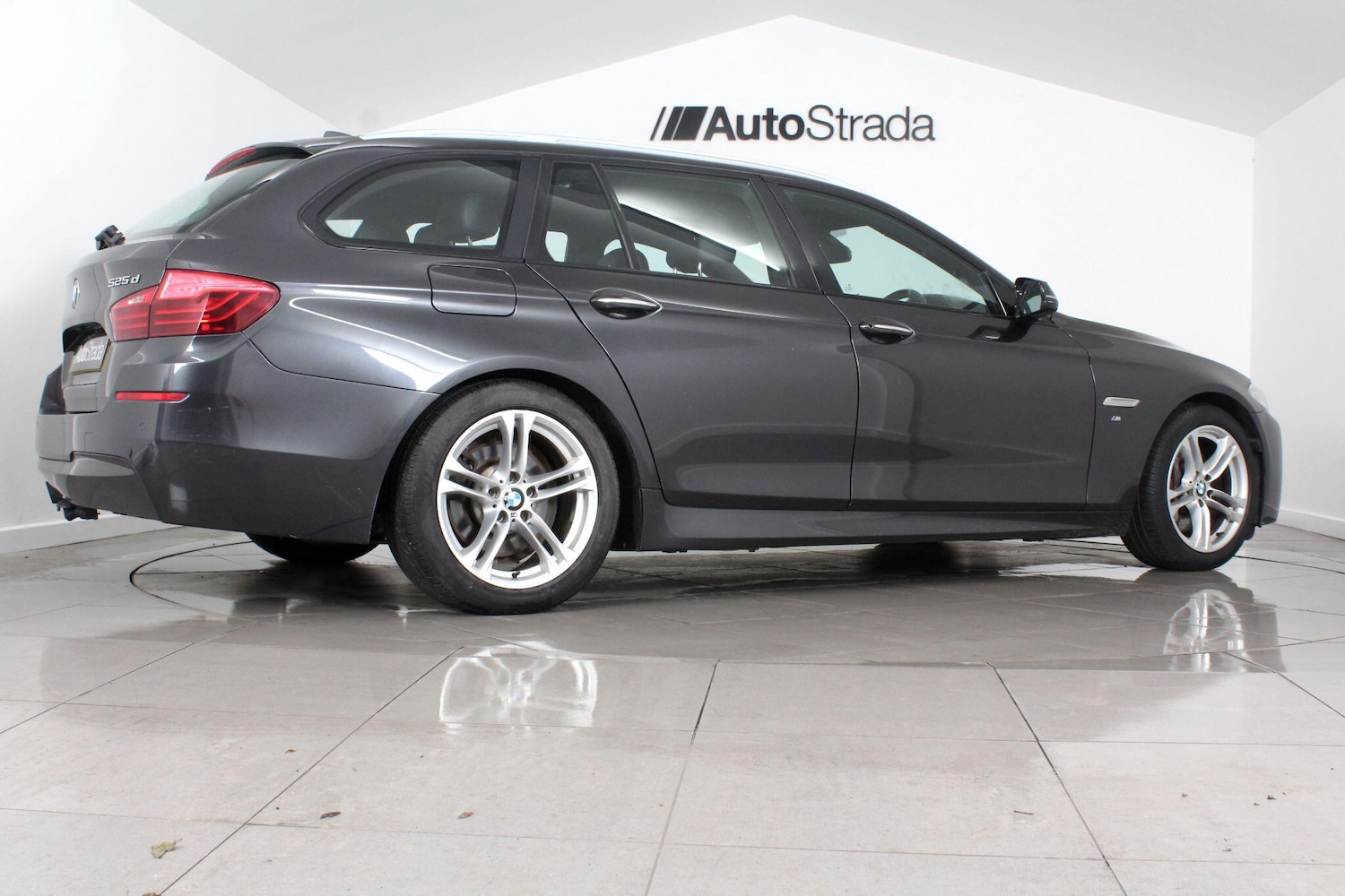 Used BMW 5 Series for sale - 76994365: Photo 24