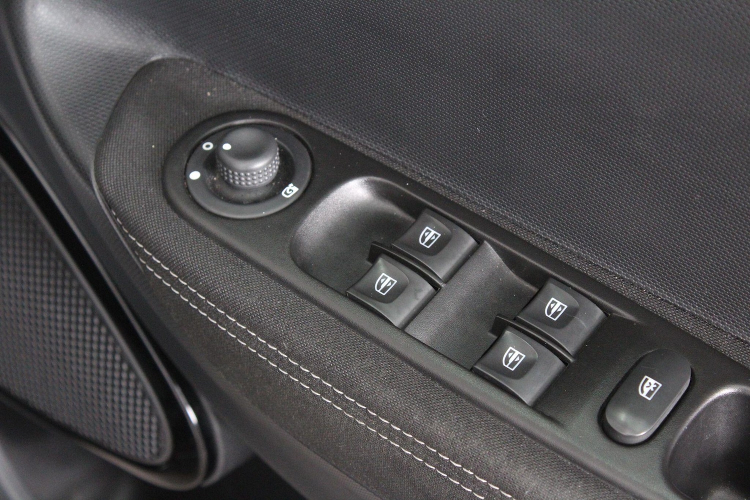 Used Renault Zoe for sale - 76995055: Photo 44