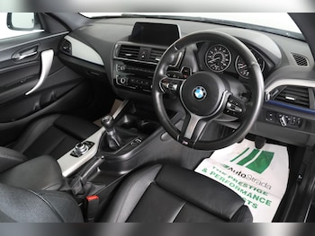 Used BMW 2 Series 2016 for sale - 77351646: Photo