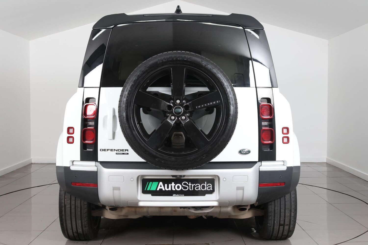 Used Land Rover Defender 2020 for sale - 77345396: Photo 11