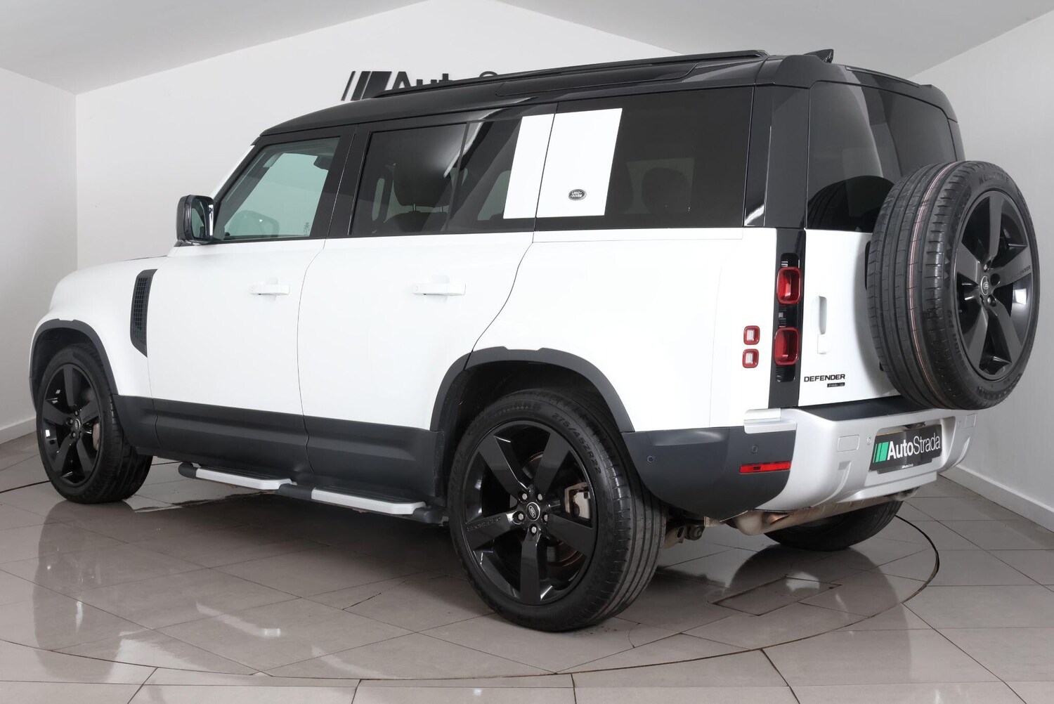Used Land Rover Defender 2020 for sale - 77345396: Photo 17