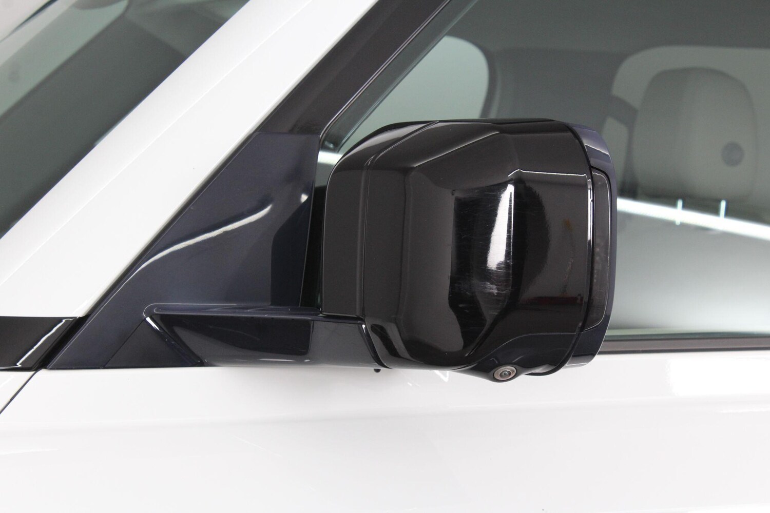 Used Land Rover Defender 2020 for sale - 77345396: Photo 75