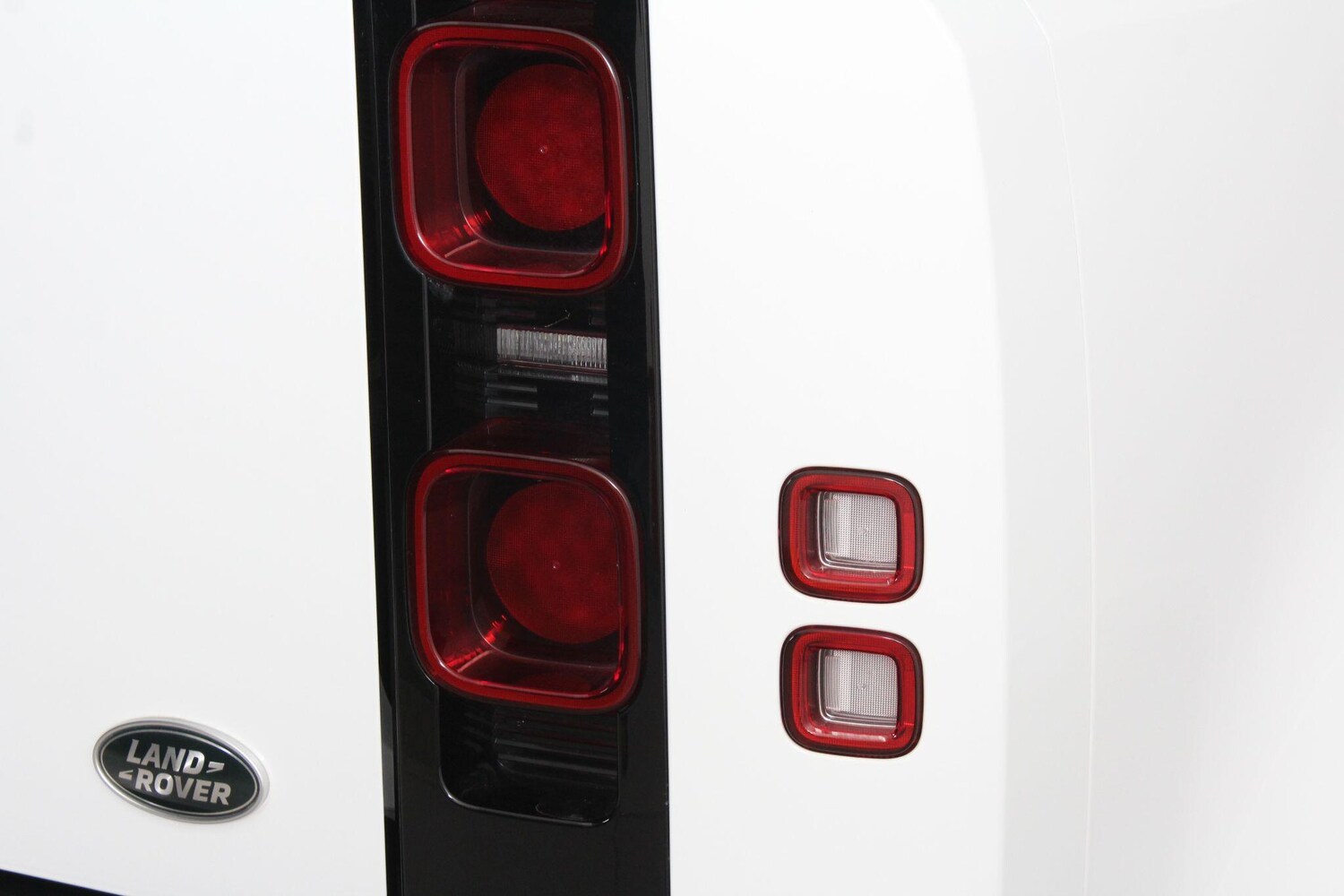 Used Land Rover Defender 2020 for sale - 77345396: Photo 78