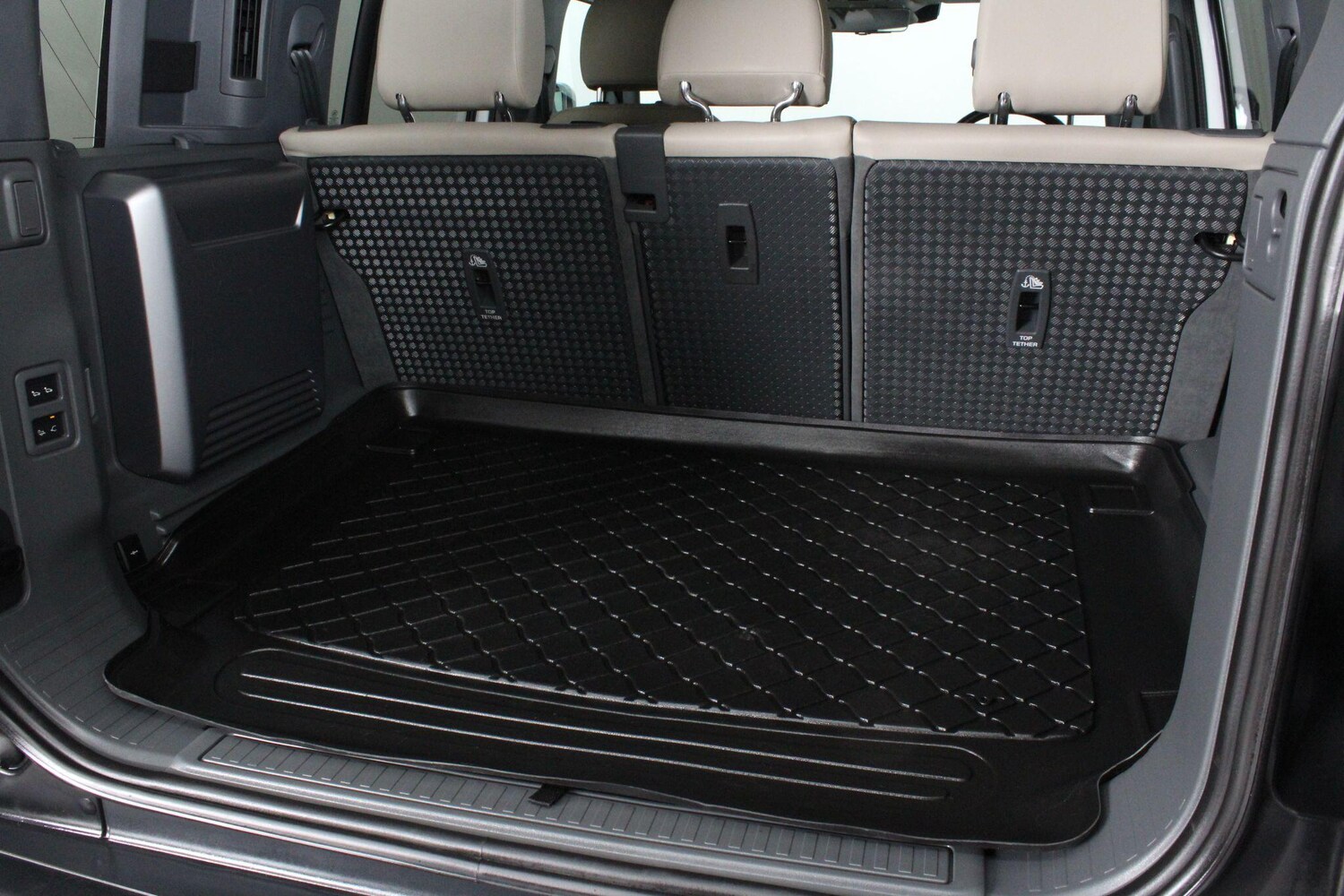 Used Land Rover Defender 2020 for sale - 77345396: Photo 80