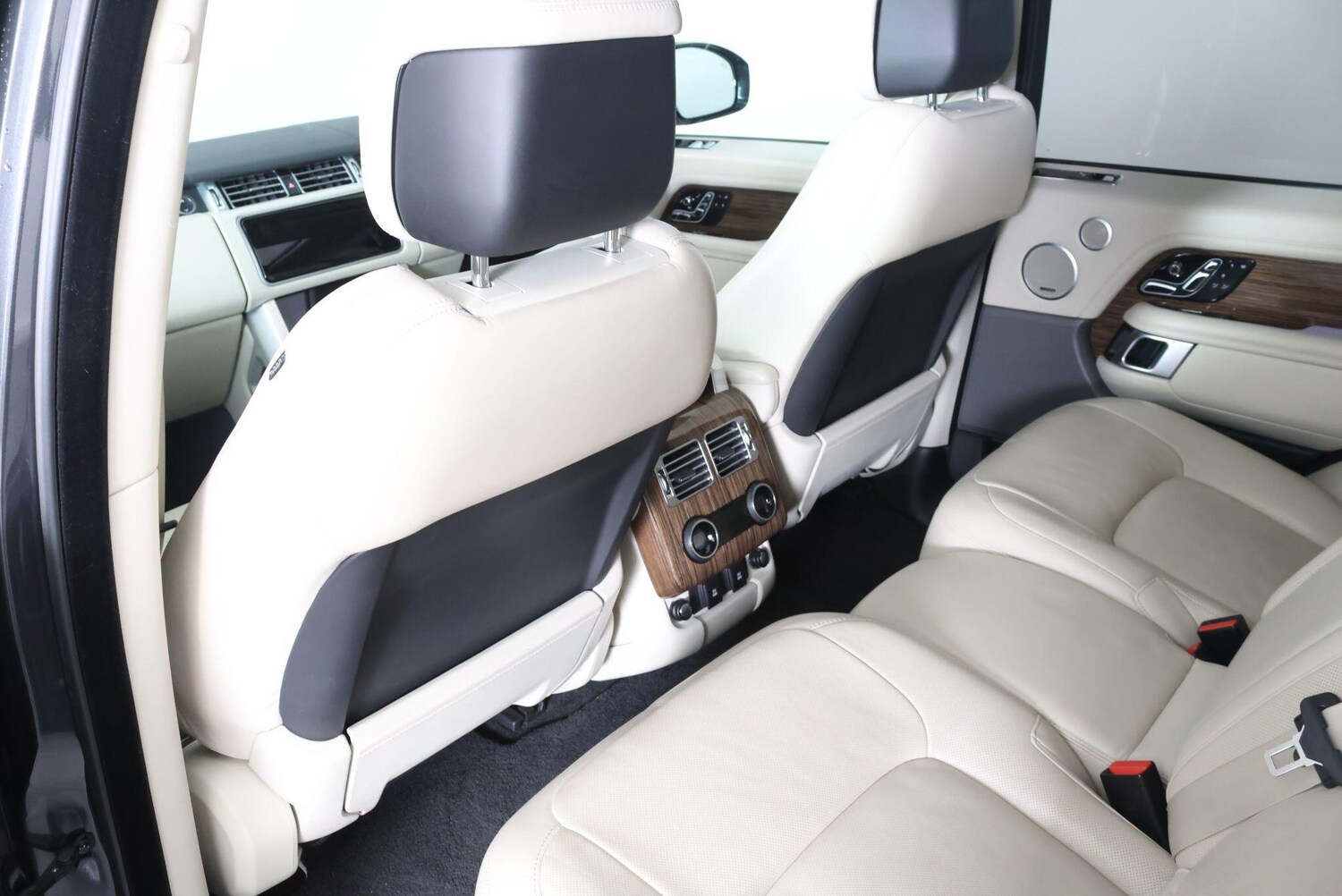 Used Land Rover Range Rover 2018 for sale - 77645832: Photo 43