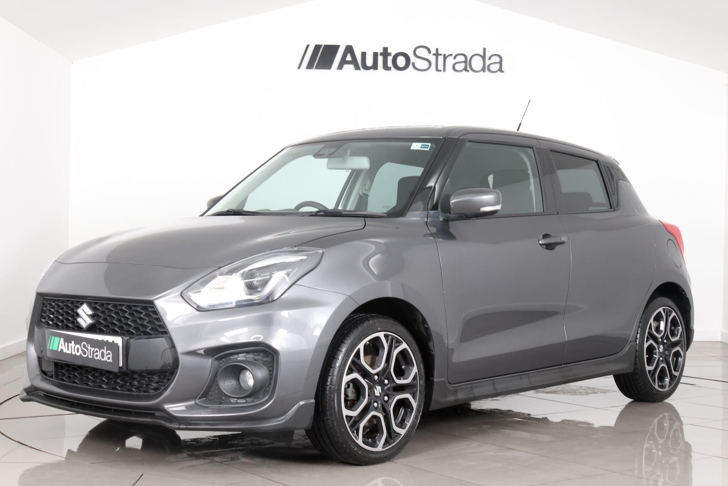 Used Suzuki Swift 2023 for sale - 77549504: Photo 15