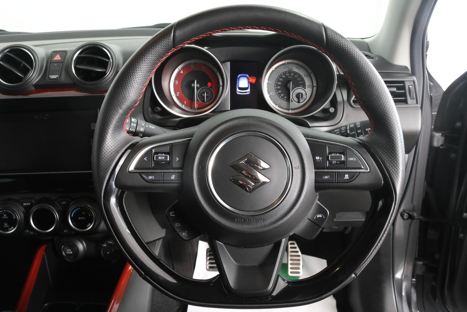 Used Suzuki Swift 2023 for sale - 77549504: Photo 16