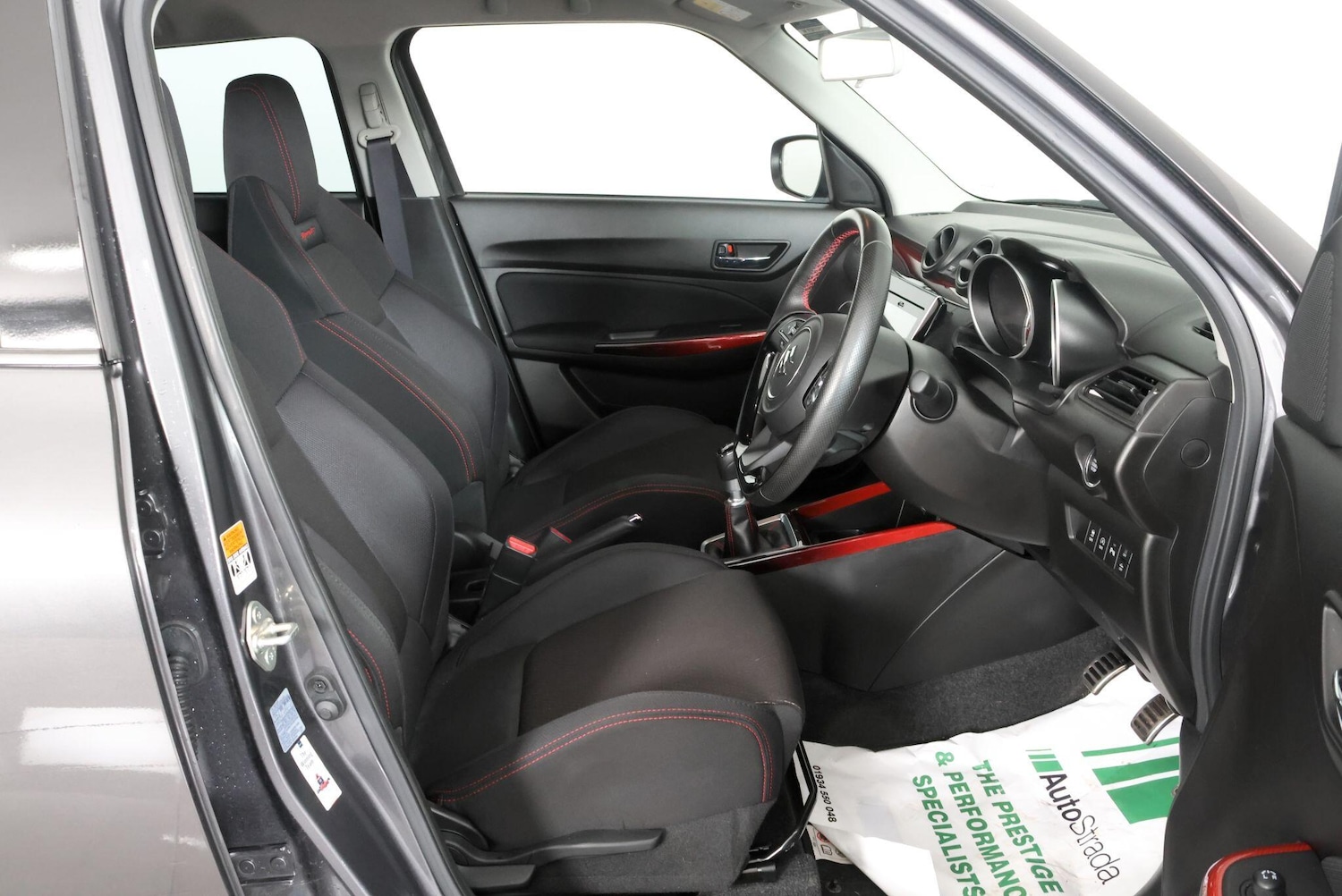 Used Suzuki Swift 2023 for sale - 77549504: Photo 24