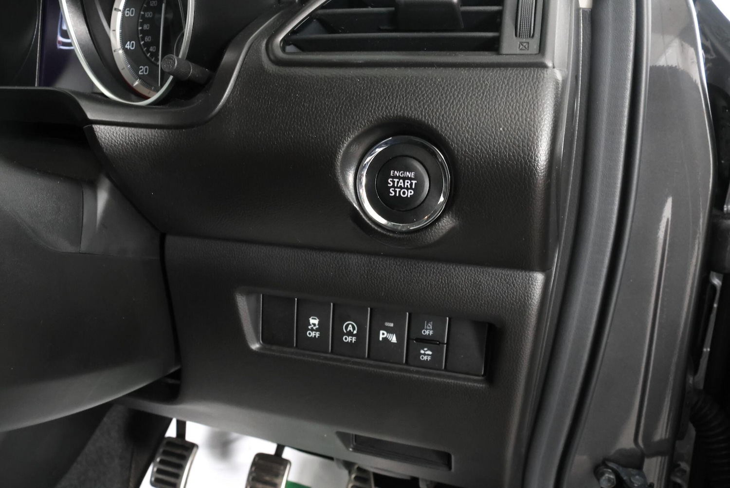 Used Suzuki Swift 2023 for sale - 77549504: Photo 27