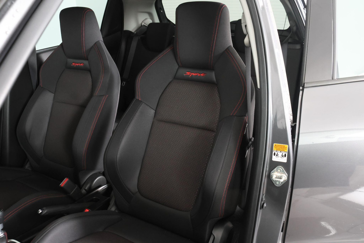 Used Suzuki Swift 2023 for sale - 77549504: Photo 46