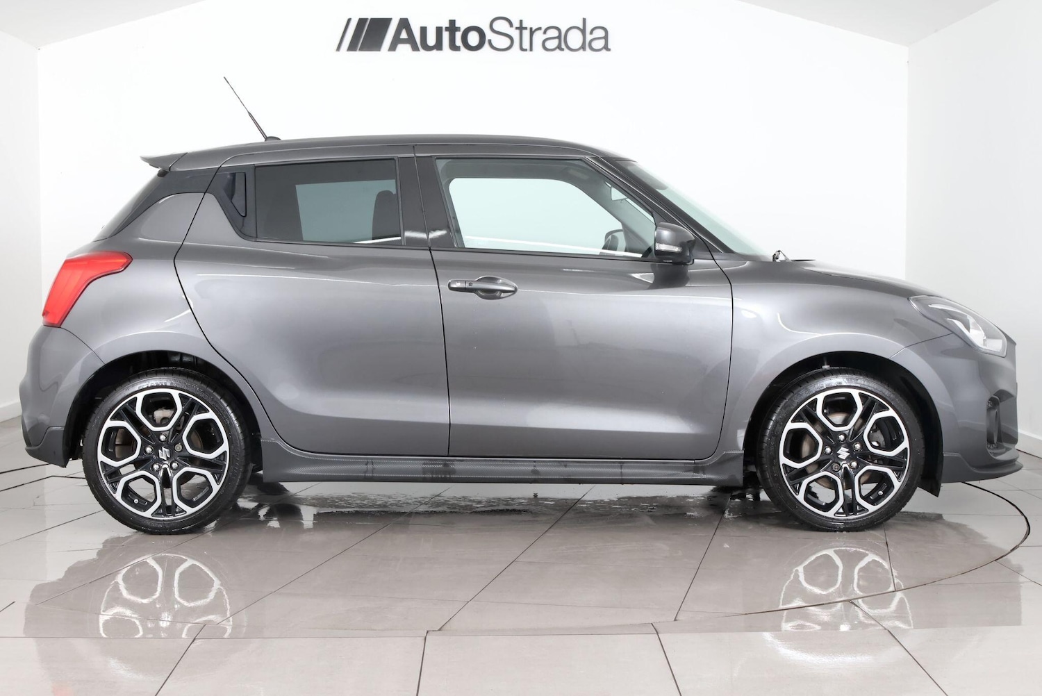 Used Suzuki Swift 2023 for sale - 77549504: Photo 6