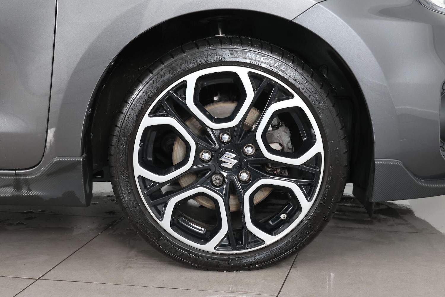 Used Suzuki Swift 2023 for sale - 77549504: Photo 65