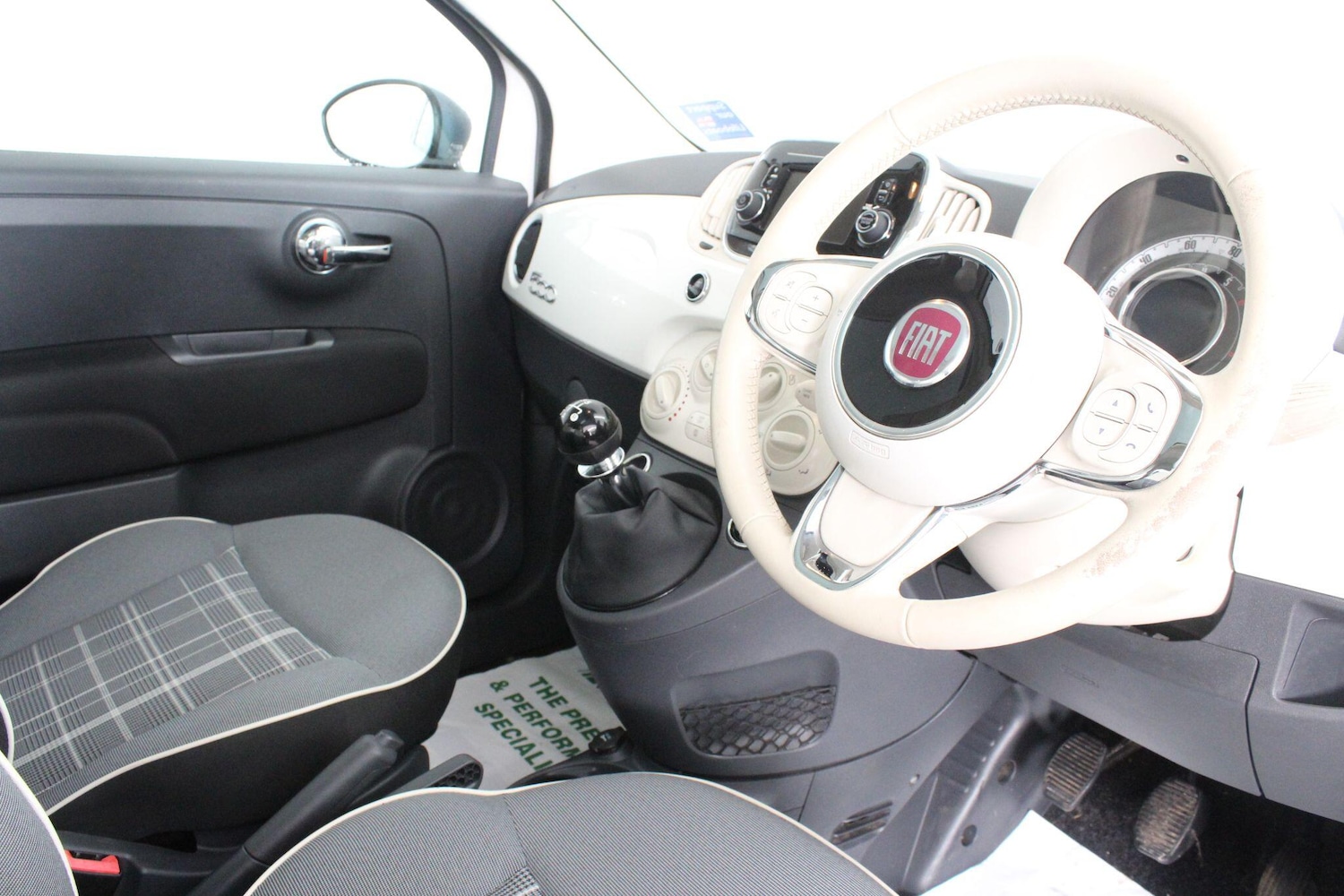 Used Fiat 500 2017 for sale - 76991380: Photo 2
