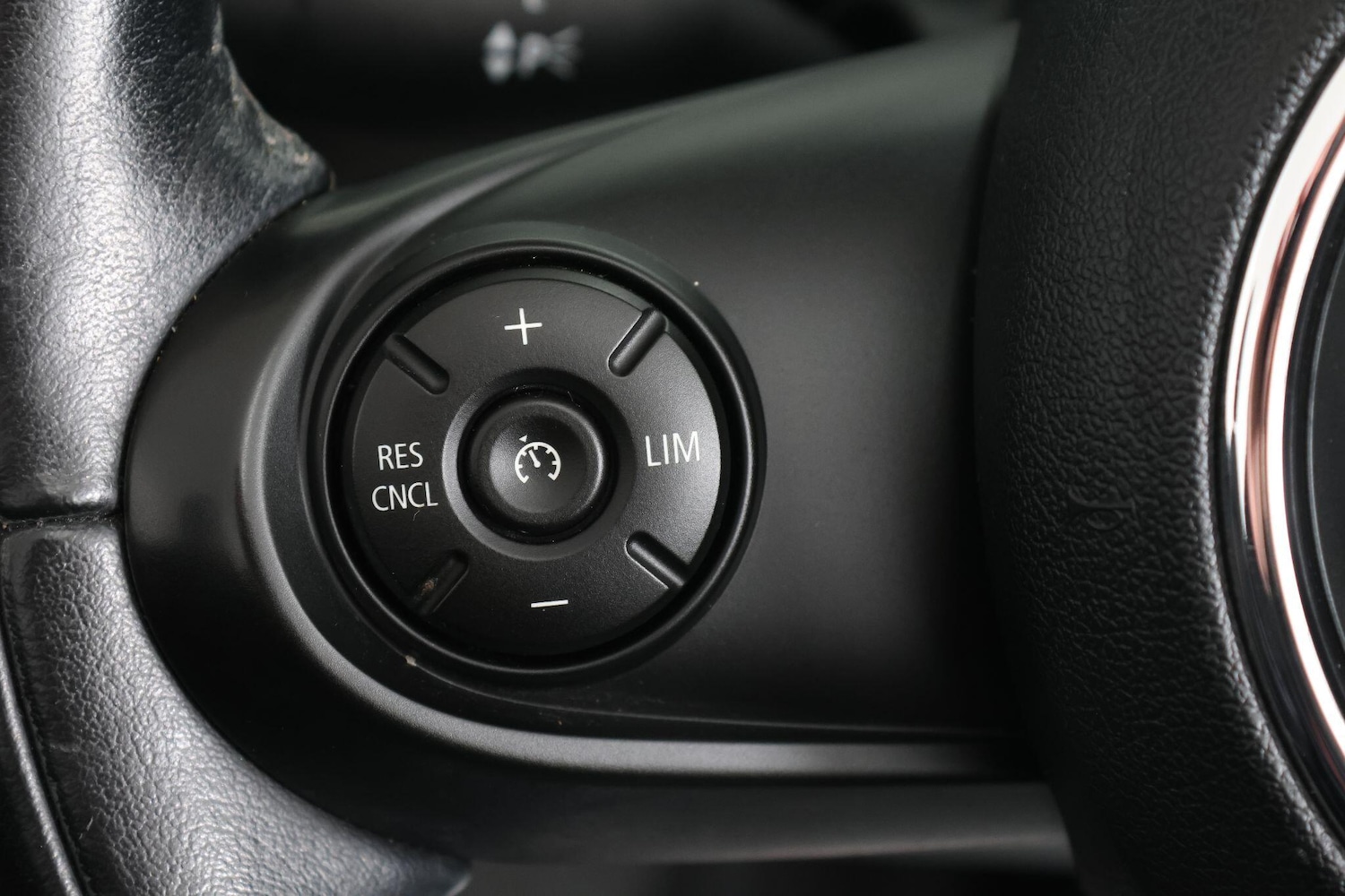 Used MINI Convertible 2017 for sale - 77020912: Photo 20