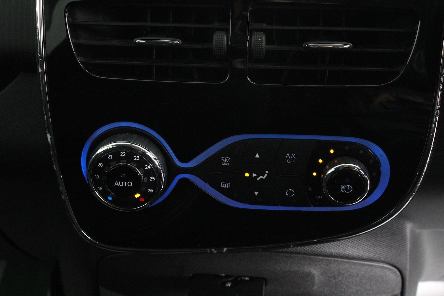 Used Renault Zoe for sale - 77359317: Photo 39