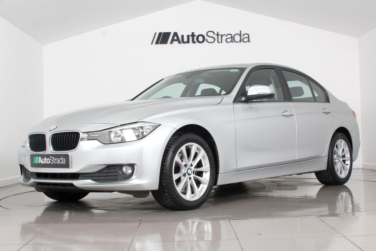 Used BMW 3 Series 2012 for sale - 76990676: Photo 19