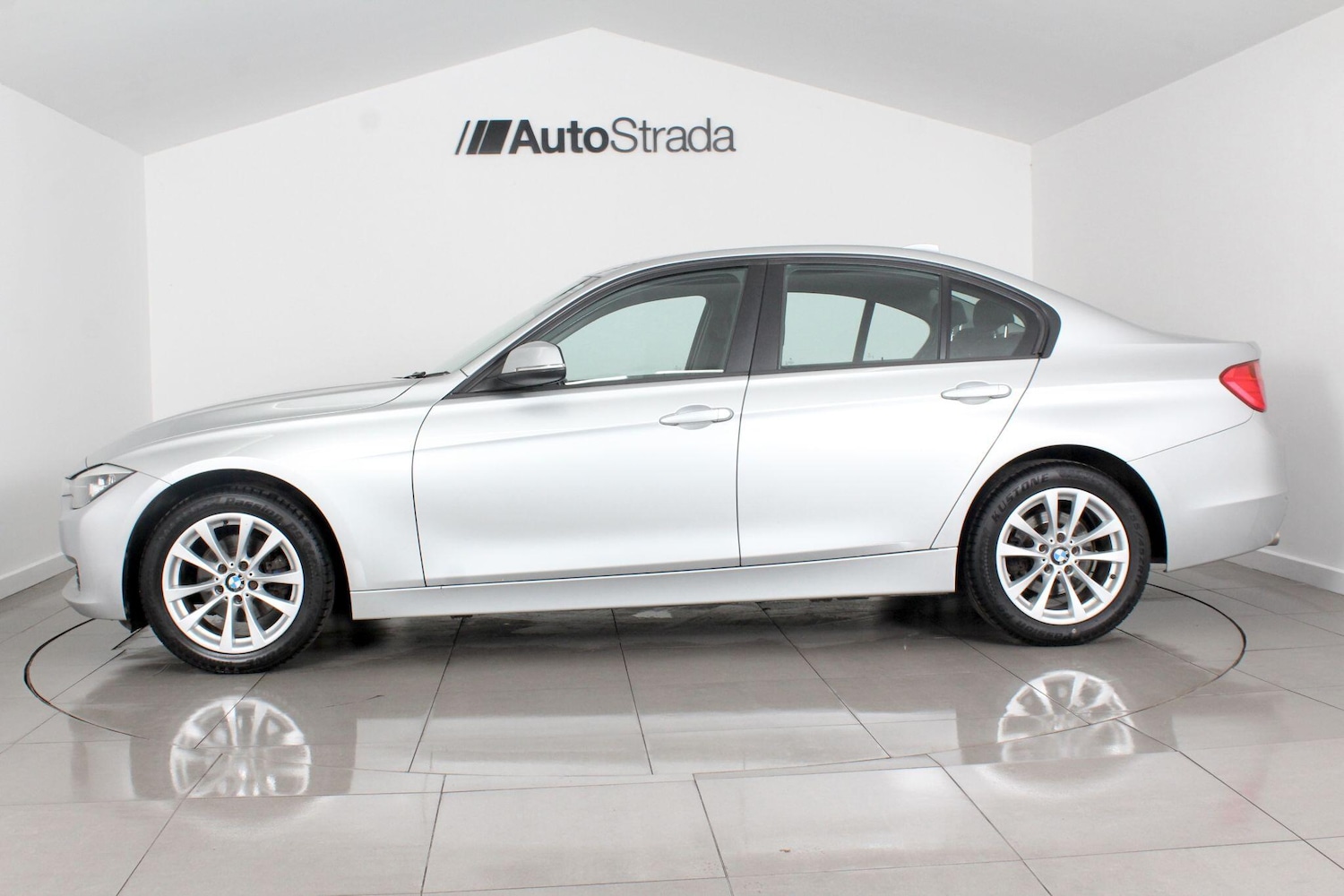 Used BMW 3 Series 2012 for sale - 76990676: Photo 9
