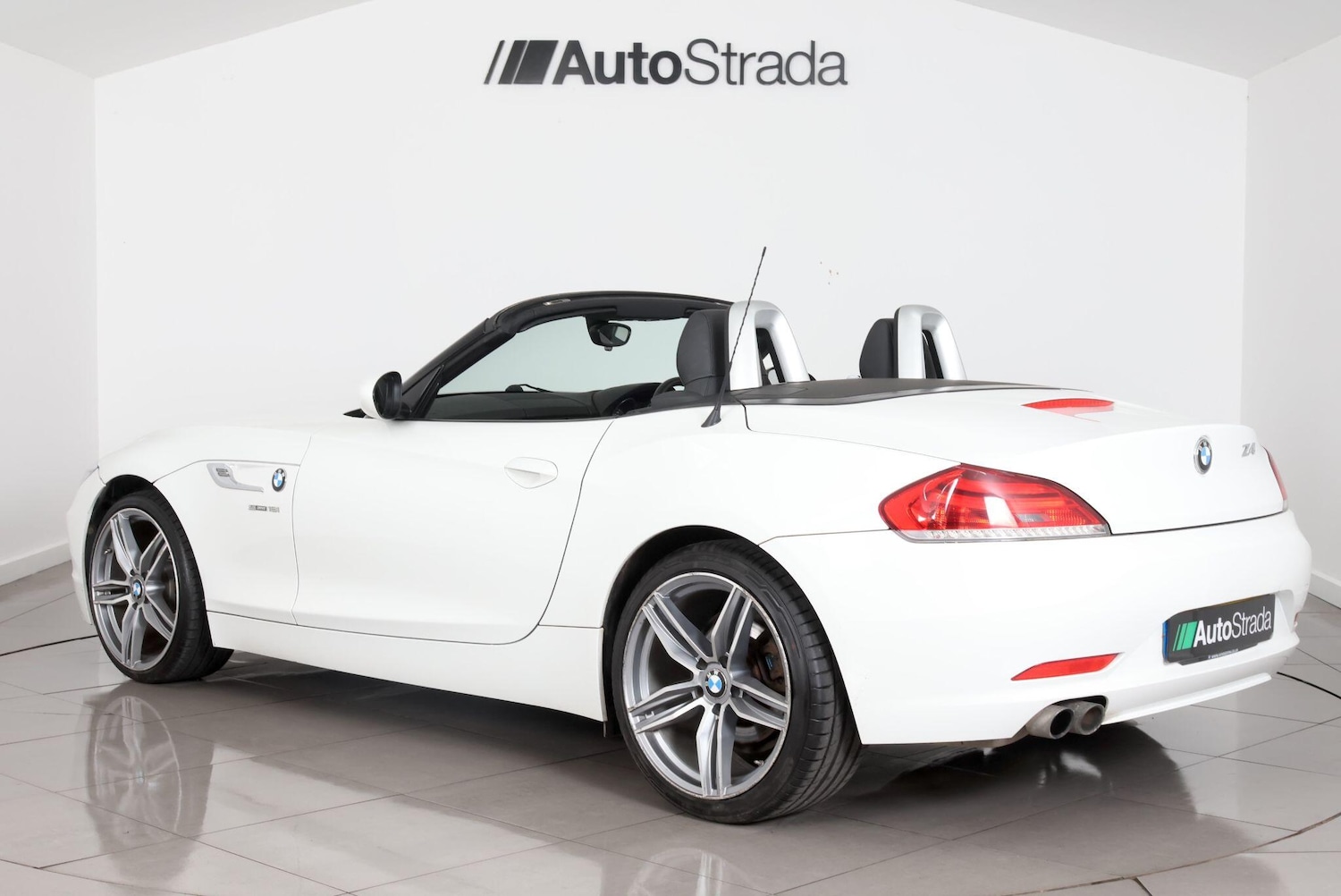 Used BMW Z4 2015 for sale - 77549300: Photo 17