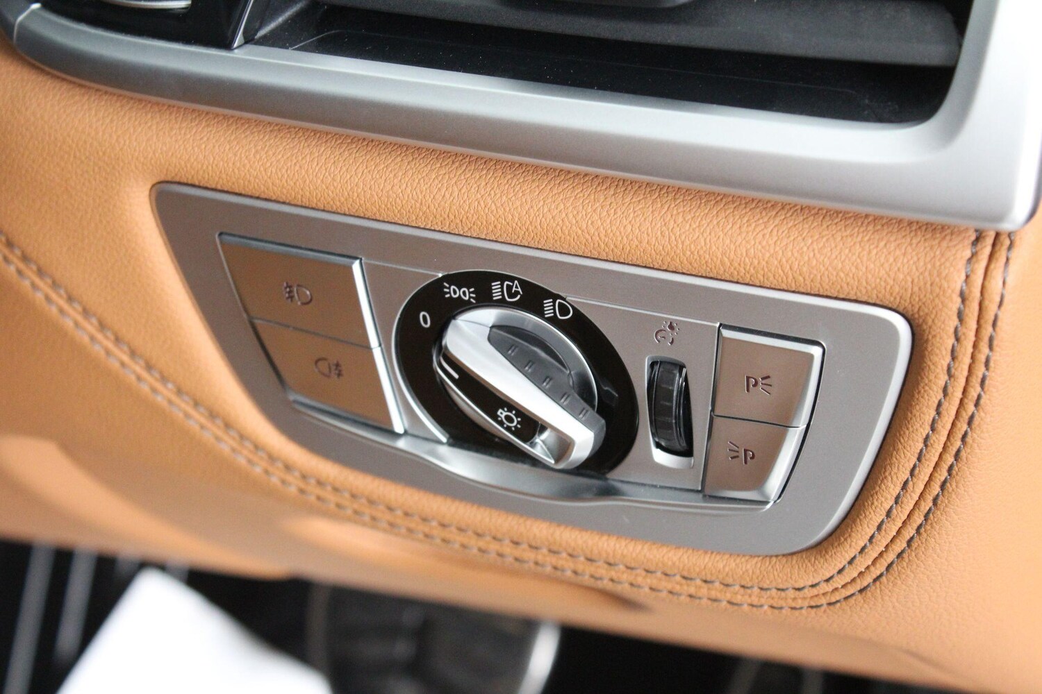 Used BMW 7 Series 2019 for sale - 76990623: Photo 53