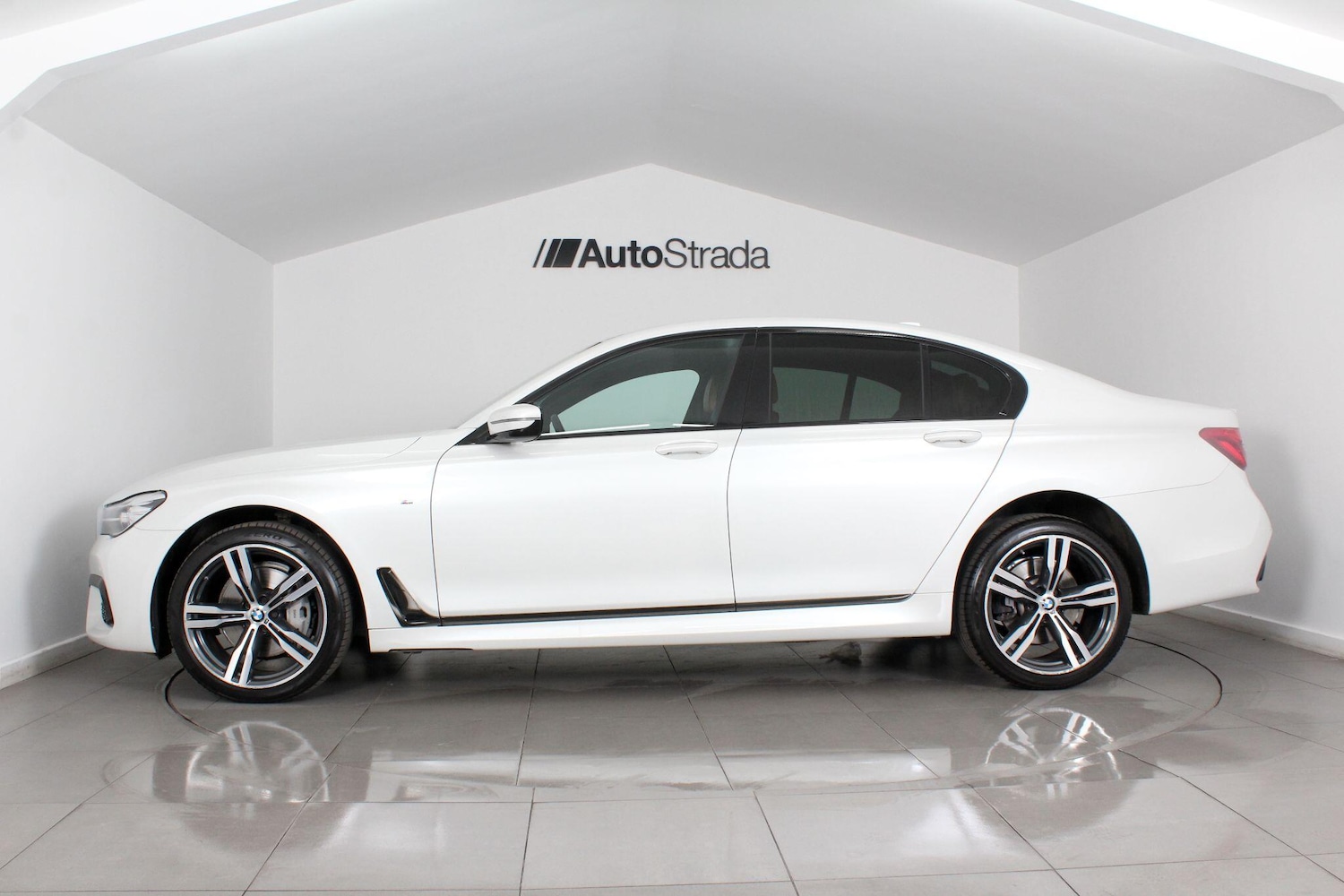 Used BMW 7 Series 2019 for sale - 76990623: Photo 8