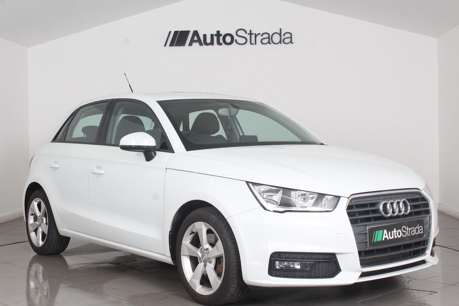 Used Audi A1 2018 for sale - 76989629: Photo 14