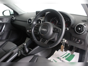 Used Audi A1 2018 for sale - 76989629: Photo