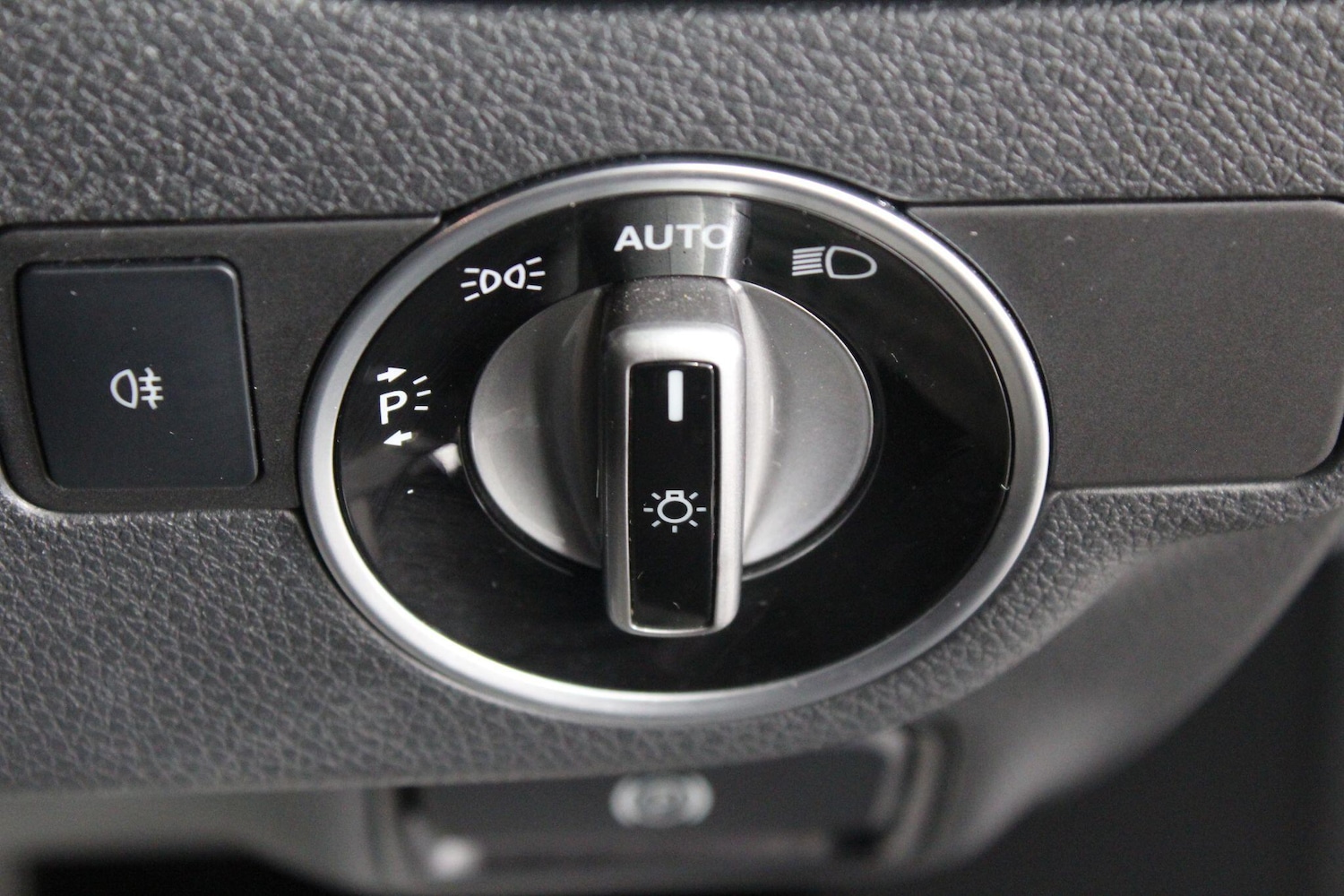 Used Mercedes-Benz GLA 2019 for sale - 76994506: Photo 49