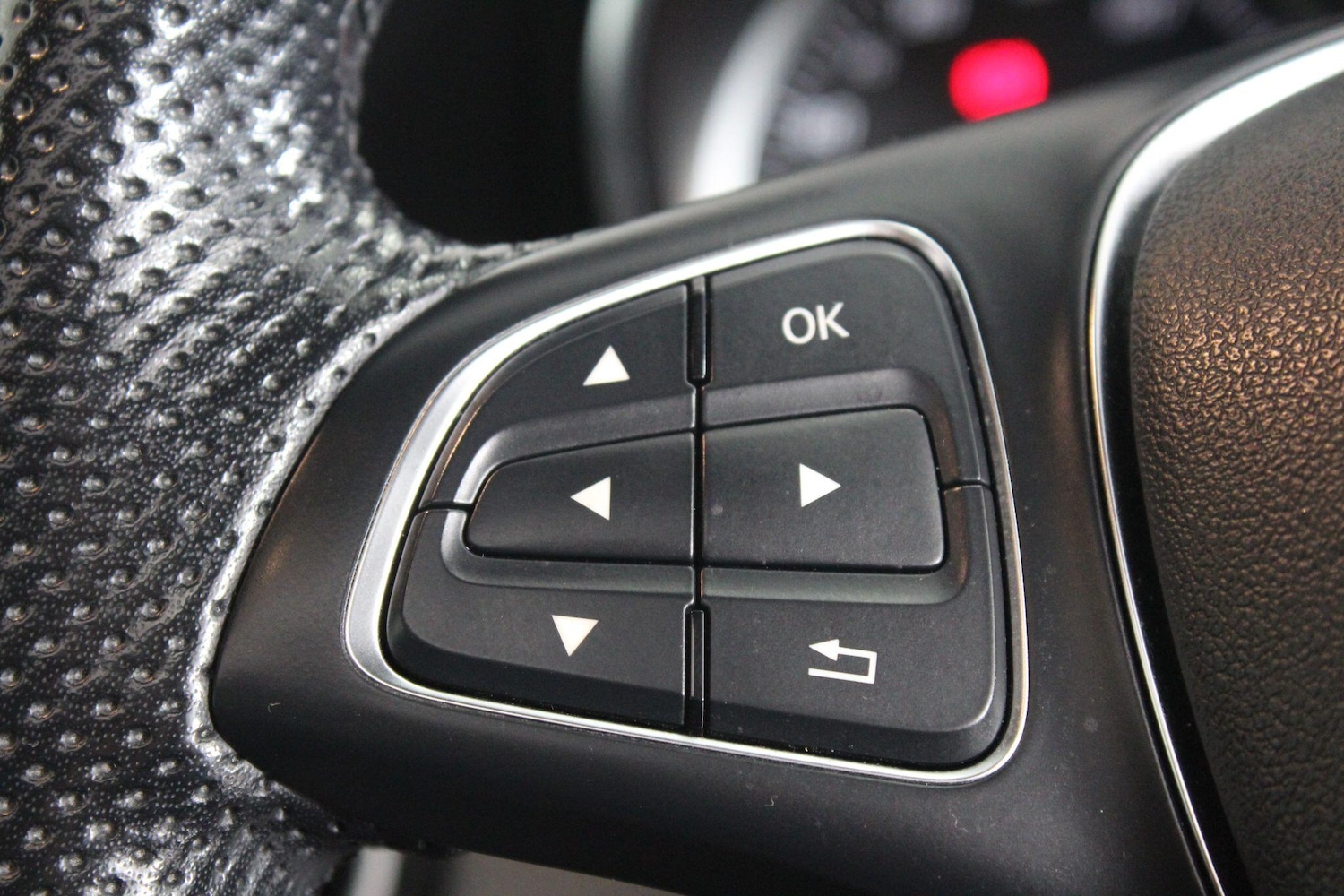 Used Mercedes-Benz GLA 2018 for sale - 76993625: Photo 27