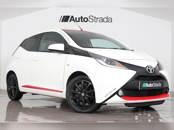 2017 (17) - 1.0 VVT-i X-Press 5dr