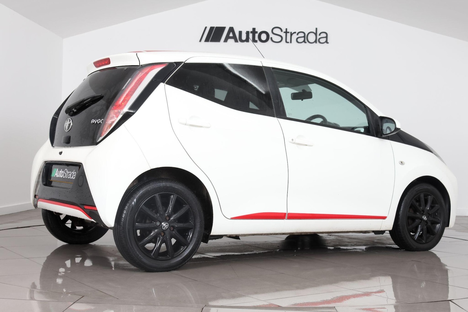 Used Toyota AYGO 2017 for sale - 77255549: Photo 22