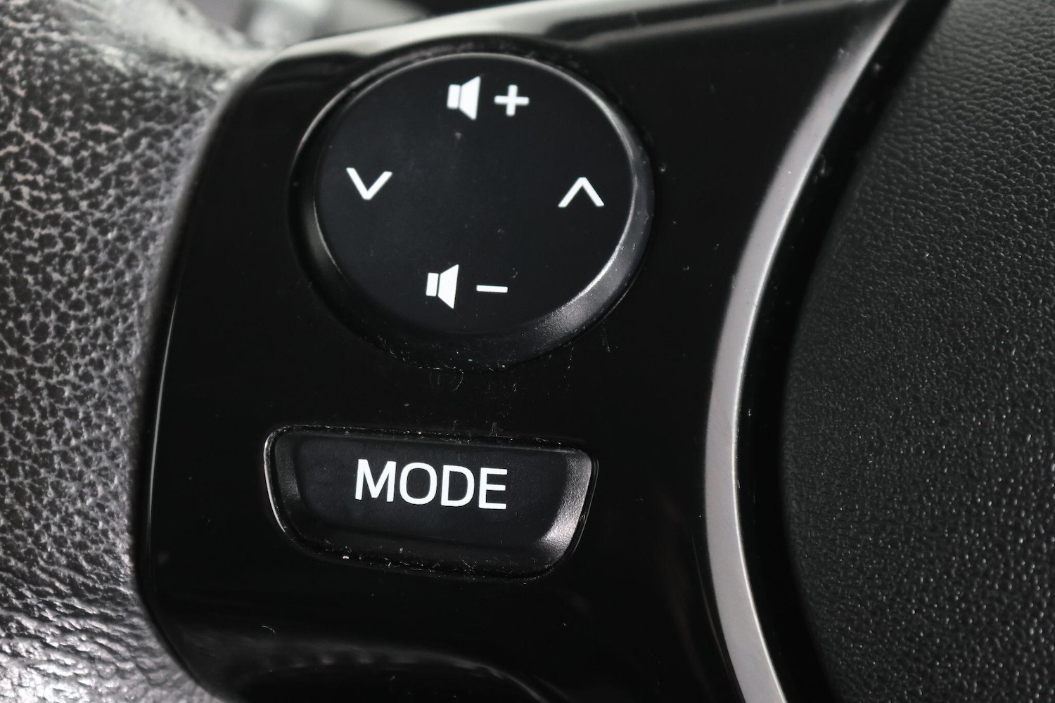 Used Toyota AYGO 2017 for sale - 77255549: Photo 26