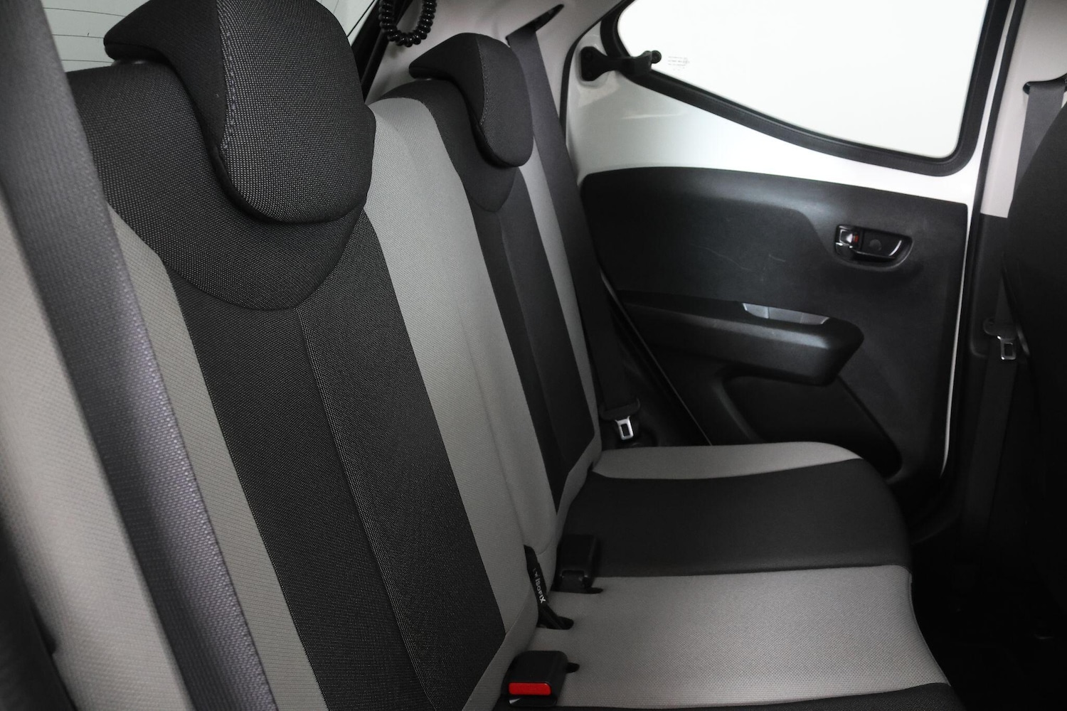 Used Toyota AYGO 2017 for sale - 77255549: Photo 54