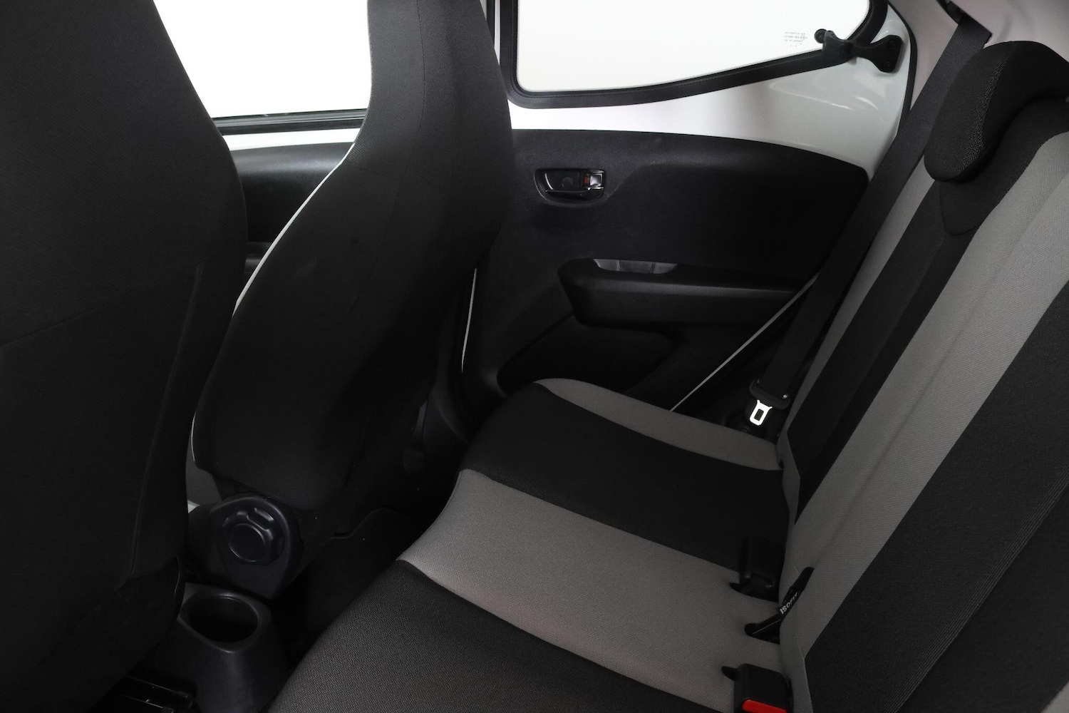 Used Toyota AYGO 2017 for sale - 77255549: Photo 57