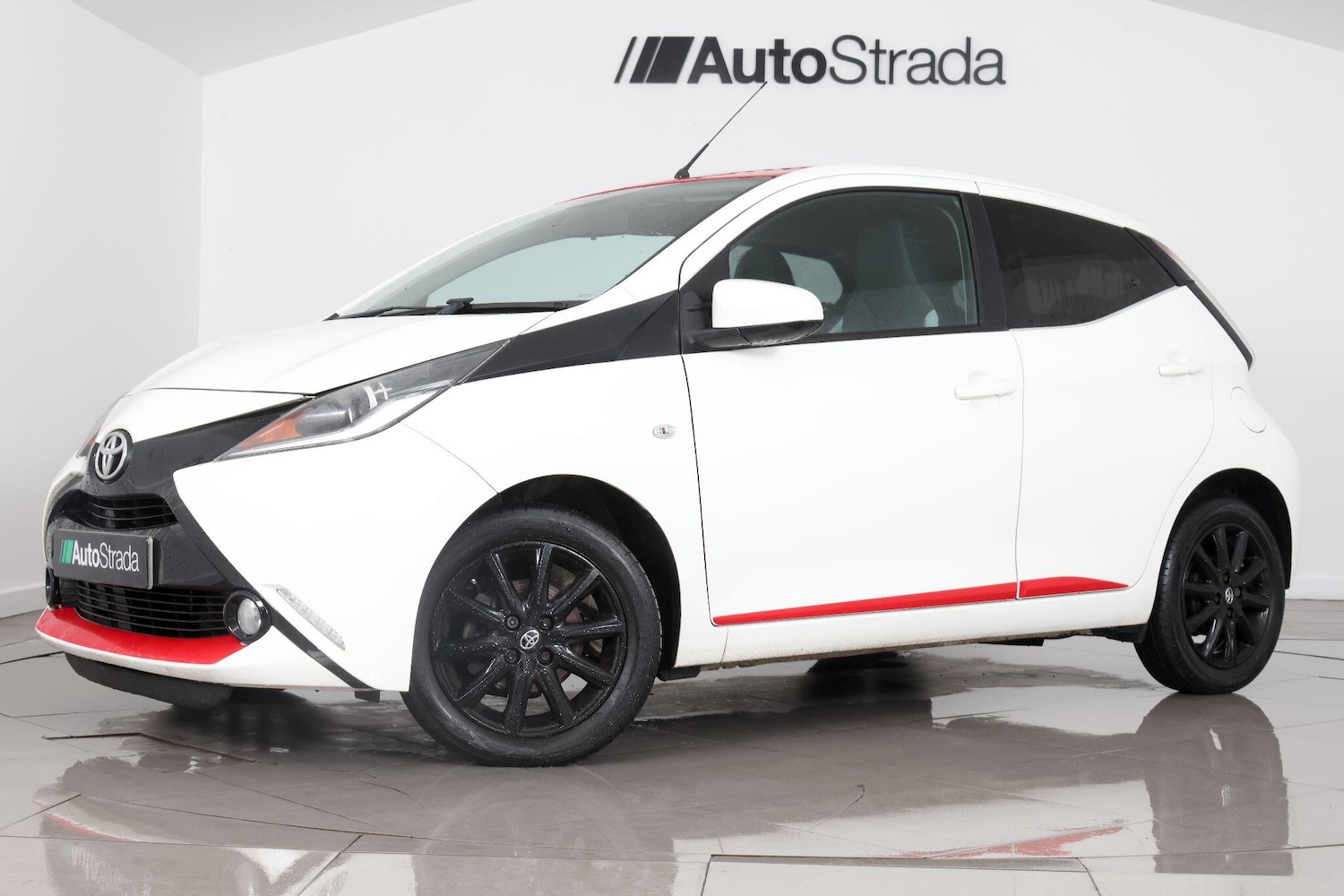 Used Toyota AYGO 2017 for sale - 77255549: Photo 6