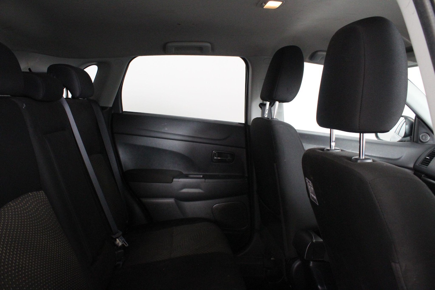 Used Mitsubishi ASX 2014 for sale - 76988638: Photo 36