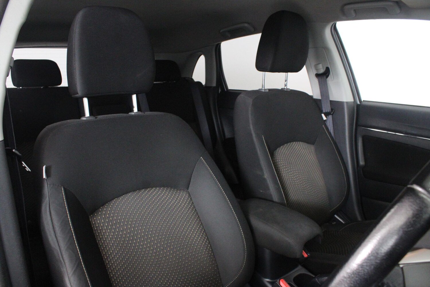 Used Mitsubishi ASX 2014 for sale - 76988638: Photo 41