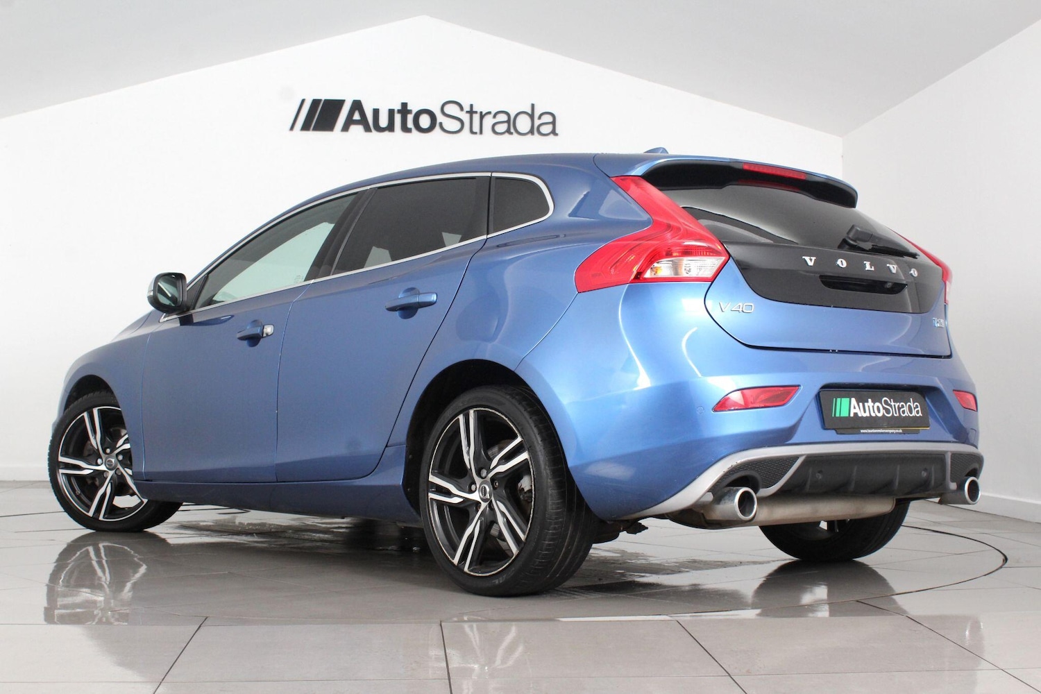 Used Volvo V40 2019 for sale - 76993618: Photo 10