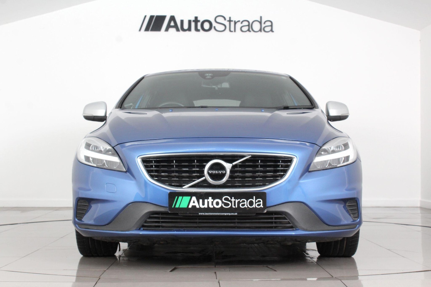 Used Volvo V40 2019 for sale - 76993618: Photo 16